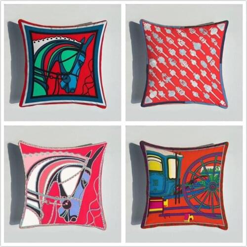 Luxury Fashion Horse Velvet Printed H Cushion Cover Pillow Cover Hotel Living Room Pillow Case Home Decorative Sofa Seat Bed