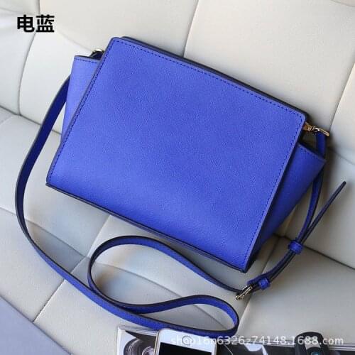 Womens handbag 2021 new cross stripe Bat Bag European and American fashion leisure Womens shoulder bag