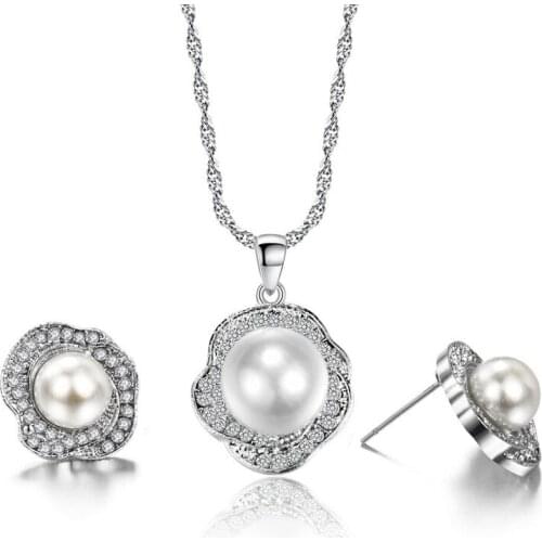 2021 New Bridal Pearl Necklace Jewelry Sets for Women Fashion Flower Zirconia Pendant Earrings Wedding Jewelry Set