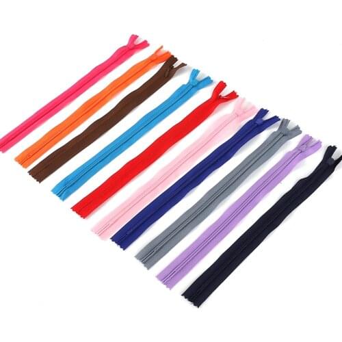 28cm Length 10pcs/lot Nylon Coil Zippers For Bag Tailor Sewer for DIY Craft Garment Sewing Accessories