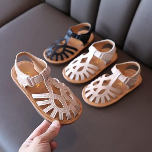New Arrival Childrens Shoes for 2021 Summer Hollow Out Hole Breathable Girls Sandals Soft Soled Solid Non-Skid Kids Shoes