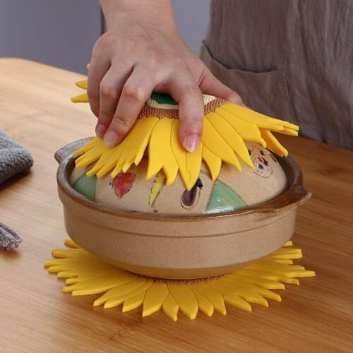 Sunflowers Shape Silicone Pot Holders Coffee Table Cup Mats Pad Heat Insulation Cup Pads Placemat Kitchen Gadgets Onderzetters