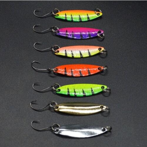 7Pcs/lot Colorful Spoon Bait 2g Metal Spoon Fishing Lure For Trout Single Hook