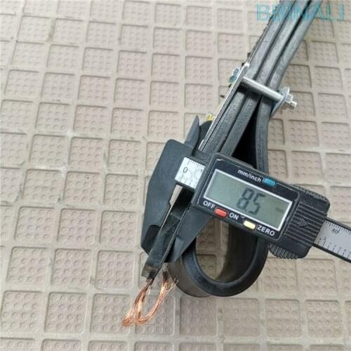 Belt oil tank dangerous goods trucks use copper wire the belt car to eliminate static electricity connect the bumper rubber rope