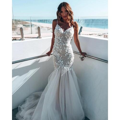 Mermaid Princess Wedding Dress New Spaghetti Straps Lace Appliques Backless Tulle Sweep Train Bride Gown Beach Vestidos De Noiva