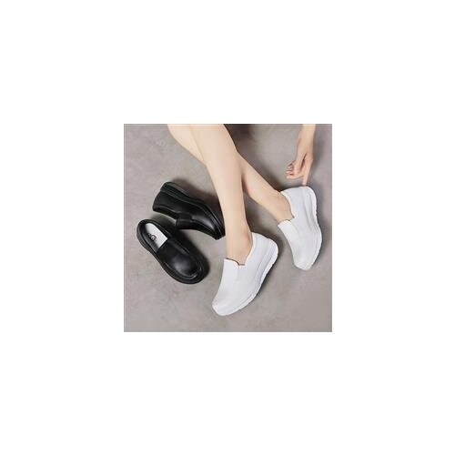 2021 New Style Mom Nurse Working Shoes Leather Women Shoes Soft Bottom Slip on White Love Heart Comfortable Wedge Casual