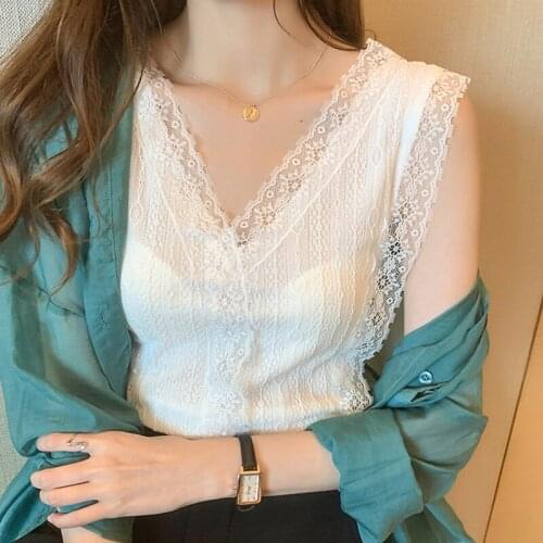 Women Lace Tank Top Summer Sexy V-Neck Casual Tank Top 2021 Sleeveless Shirt Camisole Black Blouse Femal White Chic Shirt Femme