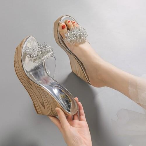Transparent sandals and slippers 2020 summer new European and American all-match womens shoes fashion rhinestone wedges sandals