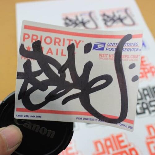 Perfect appearance factory price glossy laminated adhesive printing label, silver/gold foiled sticker