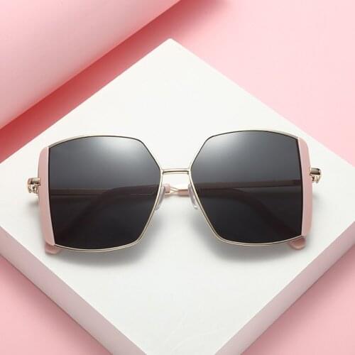 New Brand Designer T Sunglasses 2021 New Oversized Square Women Sun Glasses Female Big Frame Shades Plain Glasses Women Oculos