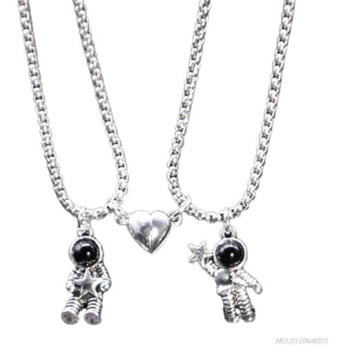 2Pcs Stainless Steel Mutual Attraction Magnets Couples Matching Spaceman Pendant Necklace Astronaut Promise Necklace wholesales