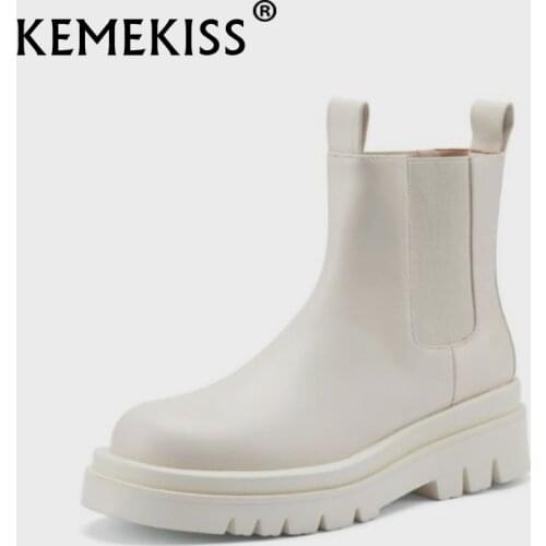 KEMEKISS Footwear