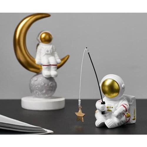 Nordic Cartoon Resin Space Man Model Astronaut Figurines Home Decoration For Living Room Fair Garden Accessories Birthday Gift