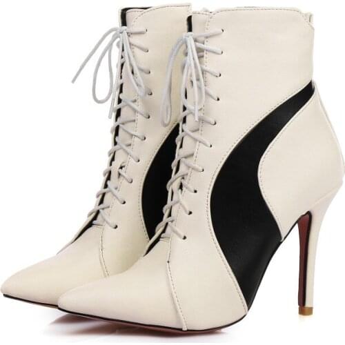 Big Size Fashion of Tie-strapped Shoe Boots with Slender and High-heeled Heads in Europe and America