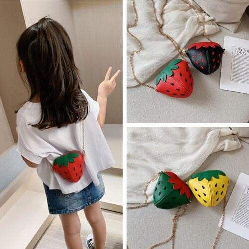 Childrens bag Strawberry chain Crossbody bag Baby cute little girl purse Accessories Fruit shoulder bandwagon