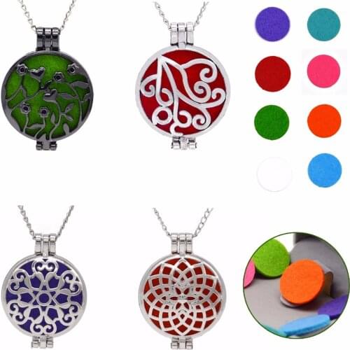 Charms Jewelry Hollow Vintage Necklace Shellhard Round Fragrance Locket Essential Oil Aromatherapy Diffuser Pendant Necklaces