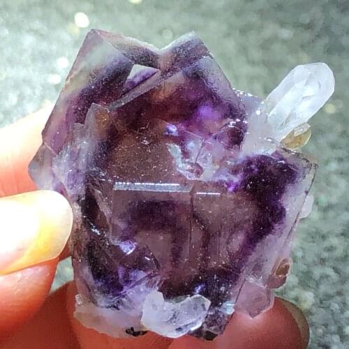 21.1gNatural purple fluorite and crystal mineral stone home decoration ring vein healing geological teaching specimen