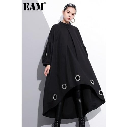 [EAM] 2021 New Spring Round Neck Long Sleeve Solid Color Black Metal Ring Big Size Hollow Out Dress Women Fashion Tide JE29201