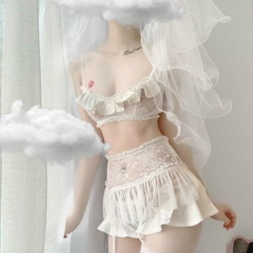 French white palace style sexy lace panties garter three-piece suit female thin section sexy transparent bra satin