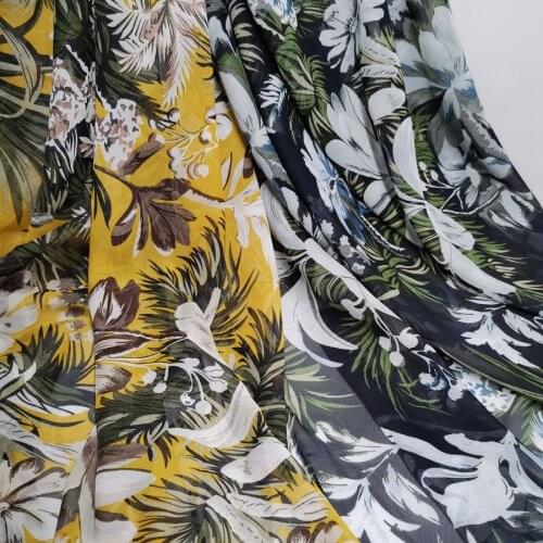 Hawaii Style Holiday Dress Chiffon Printed 75D Soft Fabric Breathable DIY Fabric Qualified