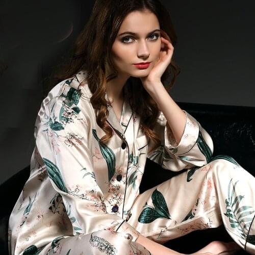 100% mulberry silk pajamas for women Luxury Brand suit set Printed female two-piece long-sleeved silk home service 2020 new