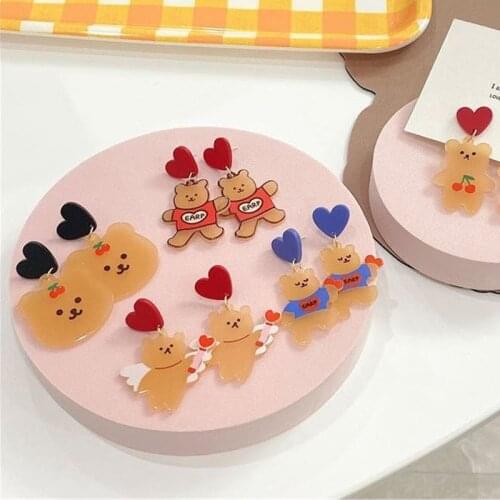 Cute Bear Earrings Korean Sweet Small Bear Love Heart Earrings For Women Girls Arylic Lovely Summer Earrings Simple Design 2021