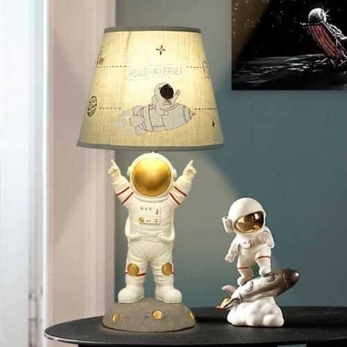 Cartoon Astronaut Table Lamps Childrens Room Bedroom Bedside Lamp Boy Room Home Decor Nordic Modern Desk Stand Light Fixtures