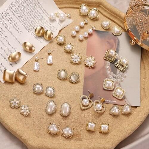 Vienkim Fashion Korean Style Small Elegant Simulated Pearl Round Simple Geometric Baroque Pearls on Earrings 2021 Accessories