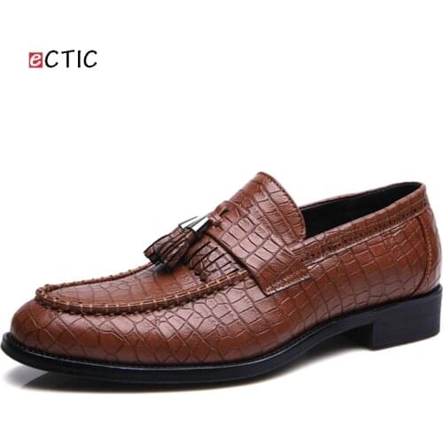 Luxury Delicate Italian Pointed Toe Men Formal Shoes Penny Loafer Classic Elegant Formal Derby Dress Calcado Masculino Handsome