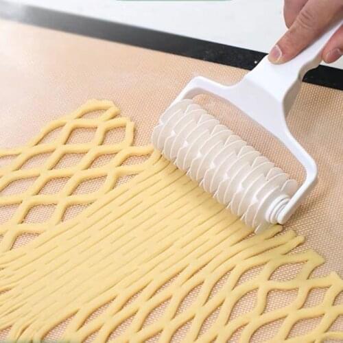 Plastic Dough Lattice Pizza Roller Cutter Pull Net Wheel Knife Pizza Pastry Cutter Pie Craft Making Tool Baking Accessories