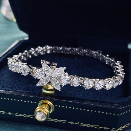 Trendy Flower Lab Diamond Bangle Bracelet 100% Real 925 Sterling silver Wedding Bracelets For Women Bridal Charm Party Jewelry