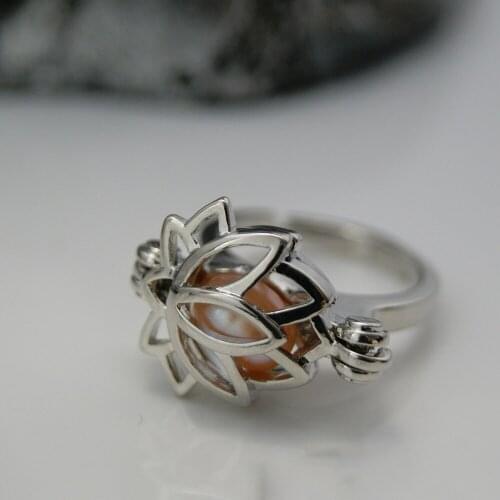 Uniqe 5 Style Adjustable Pearl Cage Ring Tropical Fish Heart Flower Butterfly Finger Rings For Women Gift Party Wedding Jeweller