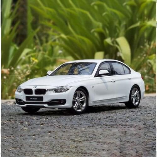 Welly BMW 3 Series 335i F30 Diecast 1:18 Scale Alloy Model Cars Static Display Adult Collection Toys for Boy Color Boxed