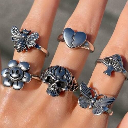 New Hip-hop Punk Butterfly Heartbreak Ring Vintage Skeleton Skull Smile Mushroom Rings For Women Men Couple Fashion Jewelry
