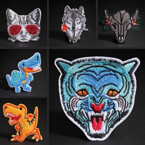 Blue tiger head patches Dinosaurs, roses and wolf Animal cartoon patch Ironing Sewing clothes accessories decorate Stickers