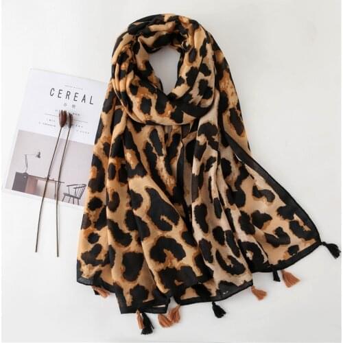 Woman Beach Scarf Luxury Brand Viscose Spring Big Scarf Hijab Natural Animal Leopard Print Scarf Hair Womens Scarfs Fashionable