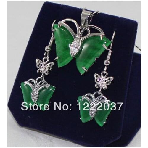 NEW Pretty butterfly green stone pendant Necklace earrings Set