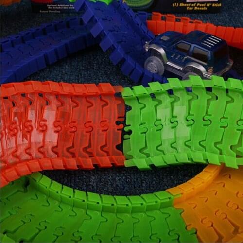 Dropshipping 220 pcs Glowing Race Track Bend Flex Flash in the Dark Assembly Car Toy DIY Glowing racing set with Box Package