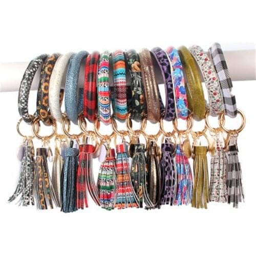 ZG 2019 New PU Leather O Bracelet KeyChains Circle Cute Same Color Tassel Wristlet Keychain Wholesale Women Girls