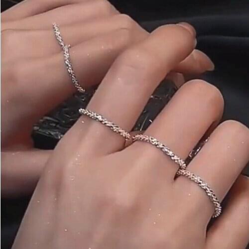 Trendy Silver Color Sparkling Ring For Women Simple Style Finger Rings Wedding Travel Jewelry Decorative Gifts
