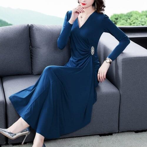 Solid Color Fashion V-neck Long Sleeve Ladies Dresses Elegant 2020 Autumn New Slim Dress Plus Size 5XL Womens Party Dress k1067