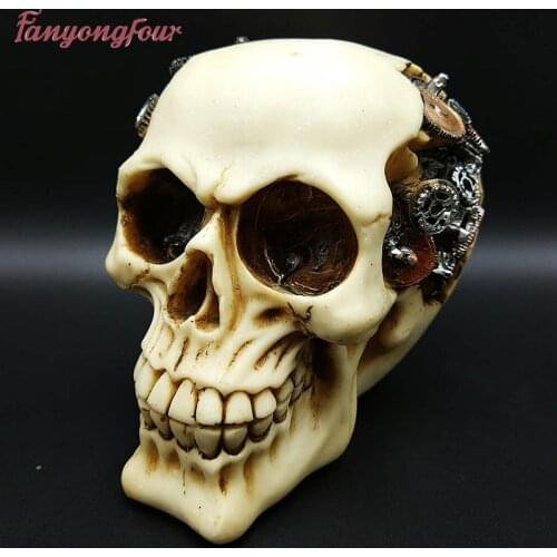 Robot Skull Cake Decorative Baking Tools DIY Silicone Mold Pudding Jelly Dessert Chocolate Mold 3D Halloween Candle Soap Mold