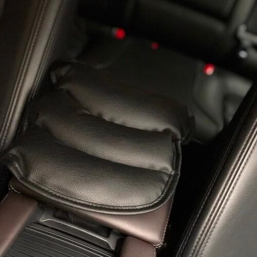 Car Central Armrest Box Pad For Chrysler 200 300C Aspen Pacifica PT Cruiser Sebring Town Country Ypsilon Delta Portal 700C