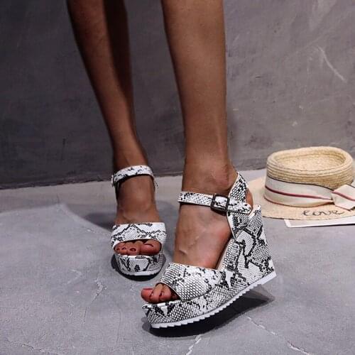 2020 New Ladies Platform Gladiator Sandals Hot Colorful Wedges Summer Women Party Wholesale Shoes Woman Snake Heel Height