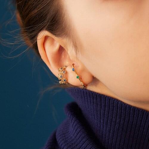 Origin Summer Luxury Flower Hollow Clip Earring for Women Gold Color Metallic Bling Bling Multicolor Rhinestone Earring Jewelry