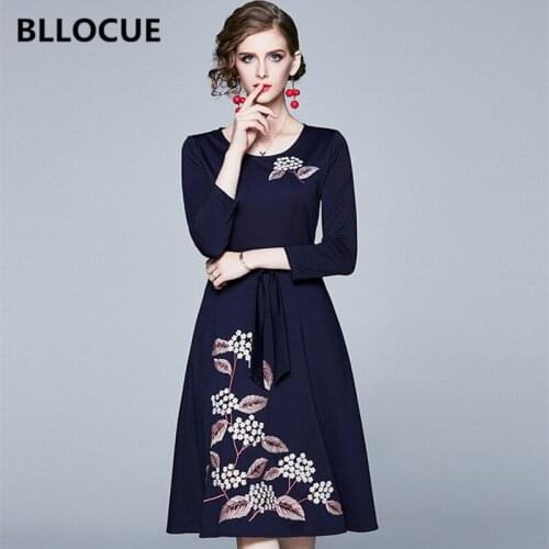 BLLOCUE 2020 High Quality Luxury Runway Designer Party Dress Women Autumn Floral Embroidery Vintage Elegant Dress With Belt
