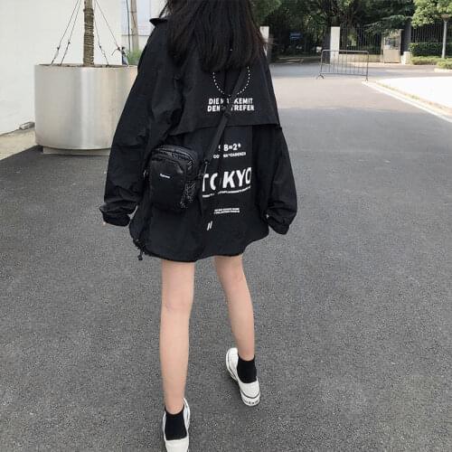 2020 Female fashion Autumn Korean loose student joker college style society original fashion BF black cool coat