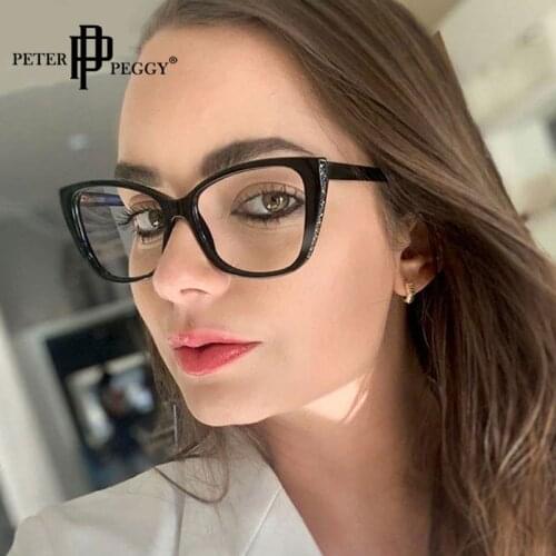 Anti Blue Light Glasses For Women Square Eyewear Frames For Women Luxury Diamond Clear Spectacles Frame Fashion Computer Glasses