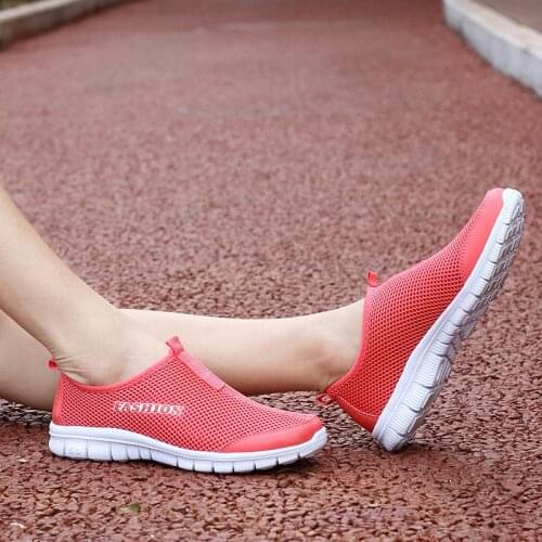 Women Sneakers Breathable Mesh Lace-Up Casual Outdoor Gym Shoes Non-silp Tennis Shoes For Man Ladies Lightweight Sport Shoes
