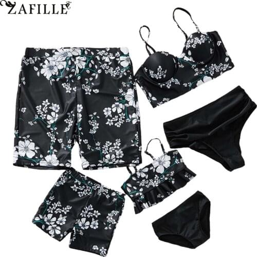 ZAFILLE Women's Travel Shorts